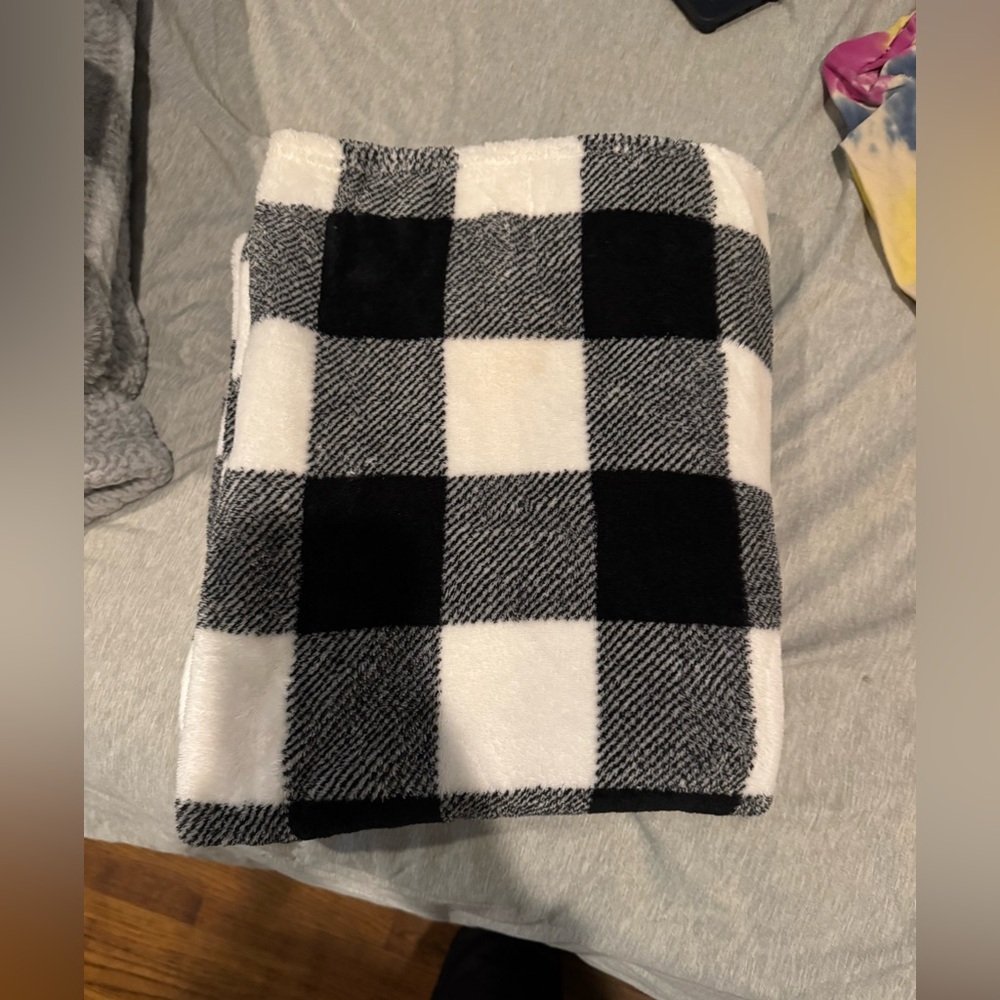 Black and White Checkered Blanket